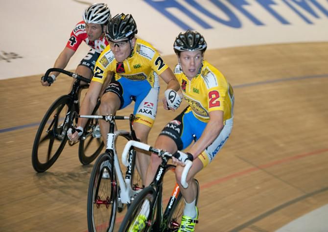 Wim Stroetinga slings partner Nick St&ouml;pler into the fray.