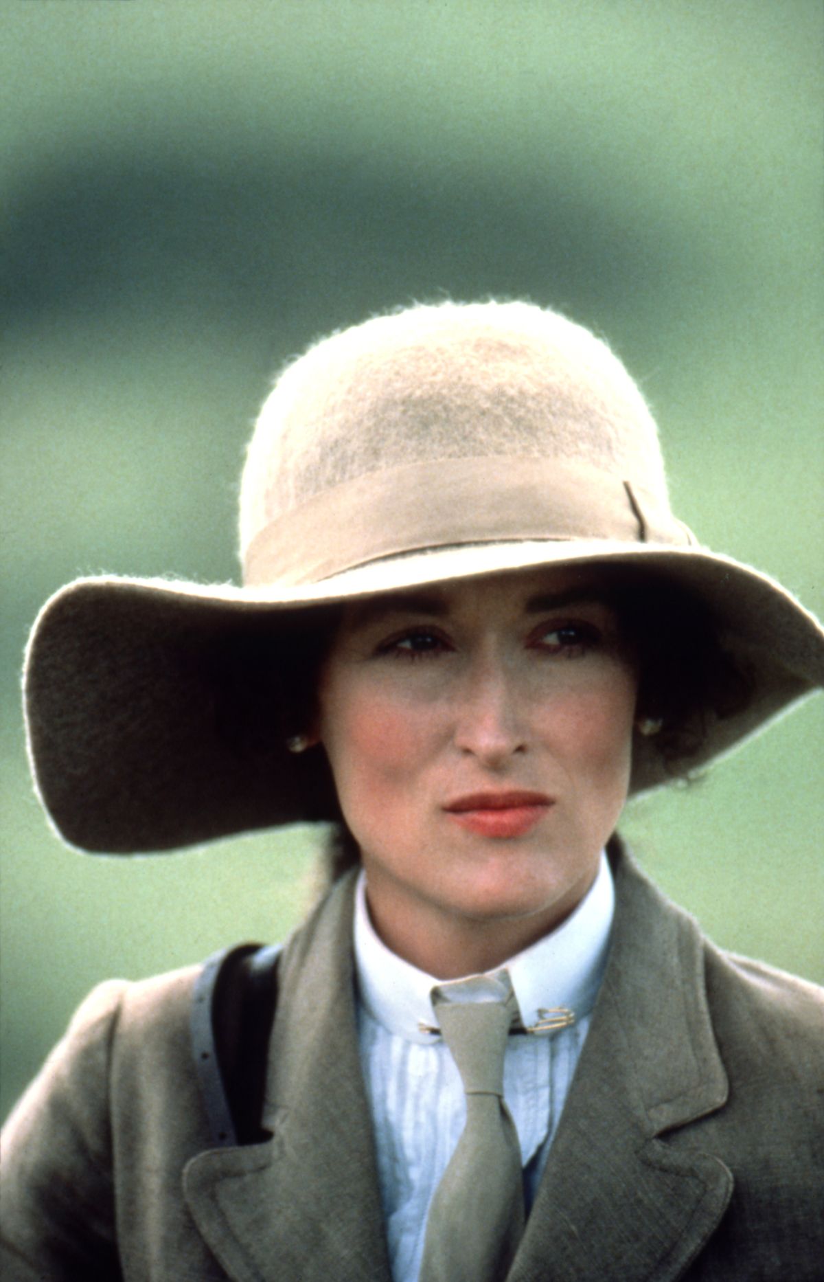 Meryl Streep on the set of Out of Africa in 1985