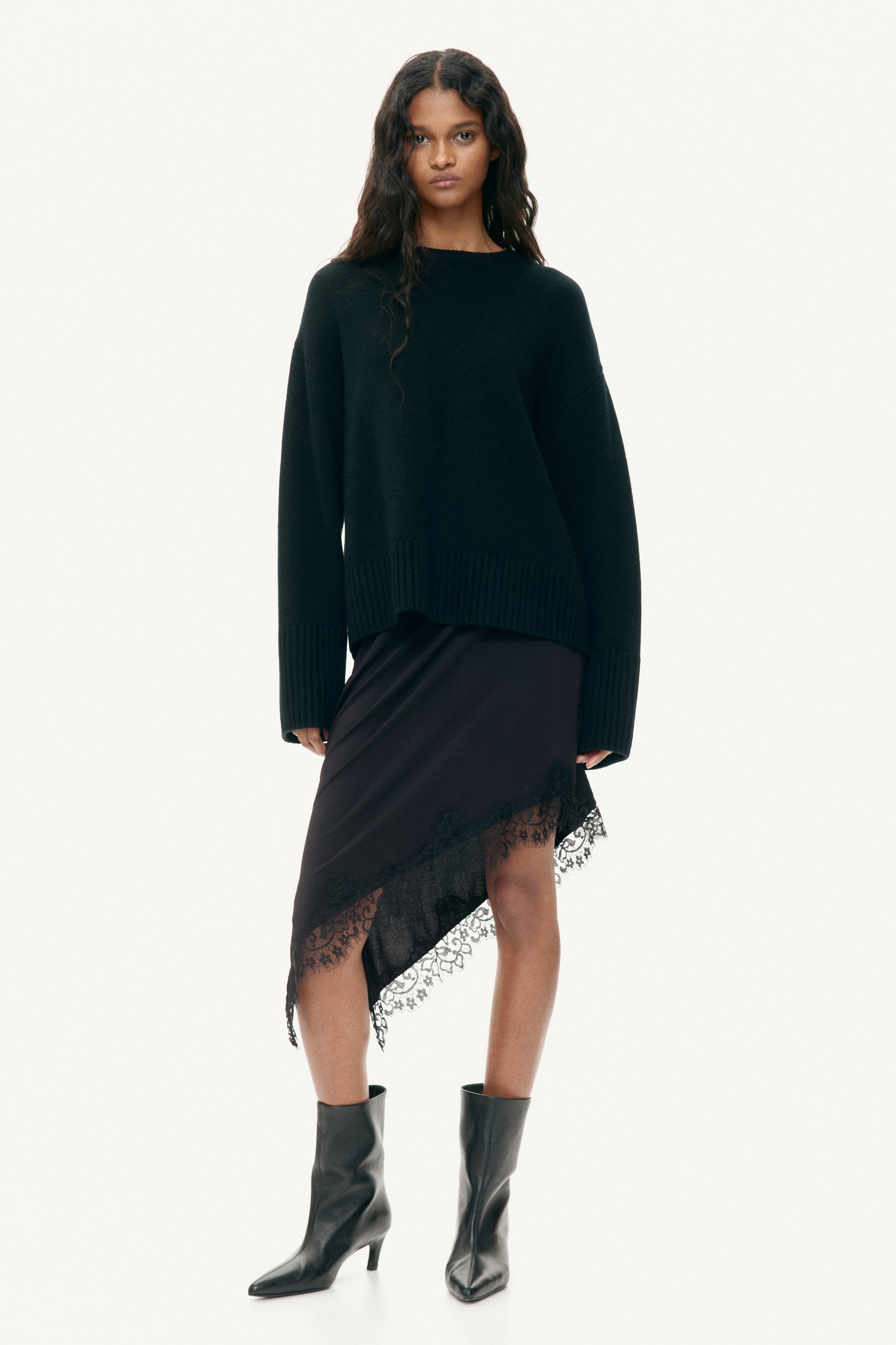 Asymmetric Lace-Trimmed Skirt - Black