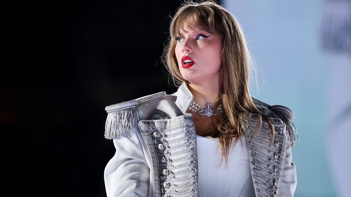 Taylor Swift performs onstage during &quot;Taylor Swift | The Eras Tour&quot; at Lucas Oil Stadium on November 01, 2024 in Indianapolis, Indiana. 