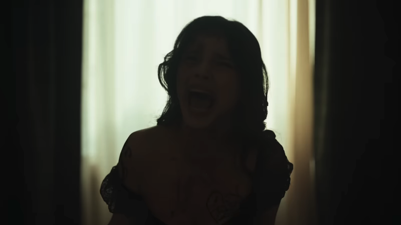 Inde Navarrette yelling as Nicki in Obsession