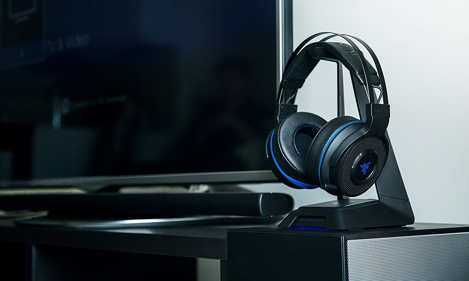 Razer Thresher Ultimate Review The New Wireless Headset King