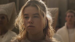 Kara wearing white on Krypton in Supergirl's teaser.