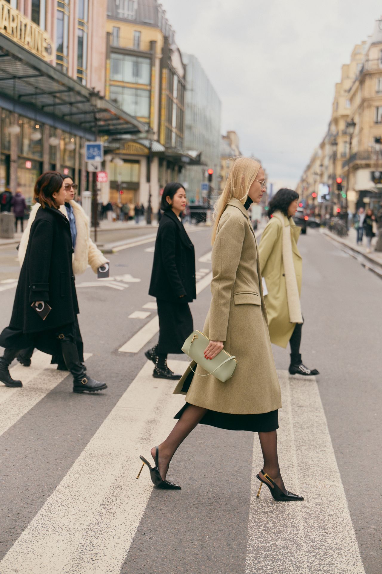 10 Street Style Trends Taking Over the French Capital This Spring | Who