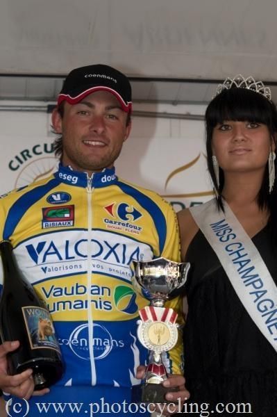 Pierre Drancourt (ESEG Douai) is rewarded for his combativity.