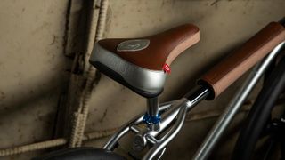 The GT Pro Performer 29: The Mandalorian Edition saddle close up details
