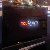 TCL 8-Series 8K QLED Roku TV hands on review