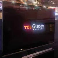 TCL 8-Series 8K QLED Roku TV hands on review (US):