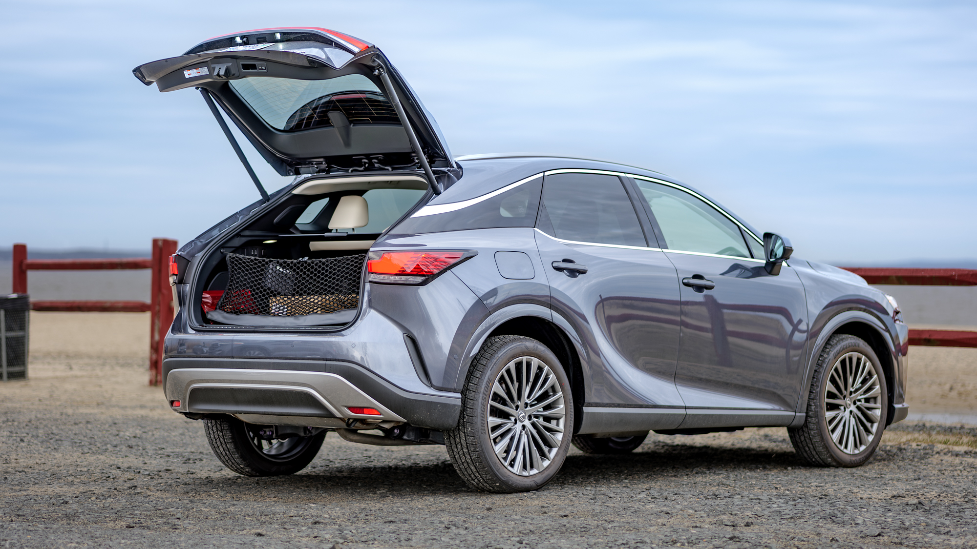 2026 Lexus RX 450h+ review.