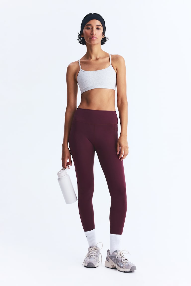 Pocket-Detail Sports Leggings With Drymove&amp;trade;