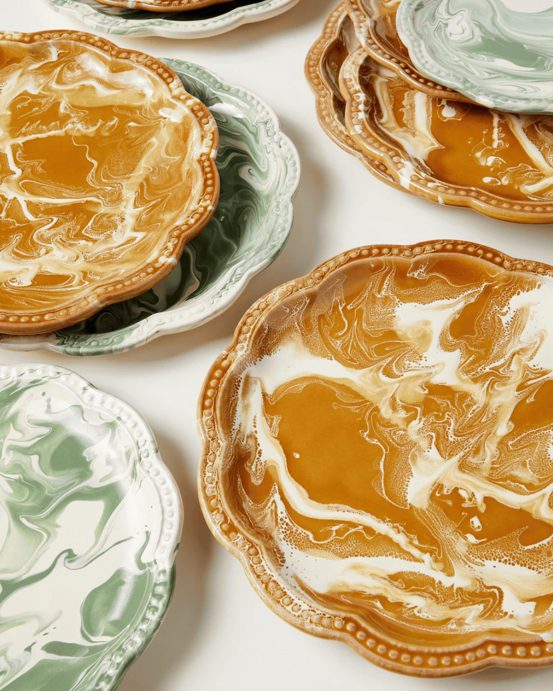 Marbled Set of 2 Ceramic Dinner Plates rotating gif.