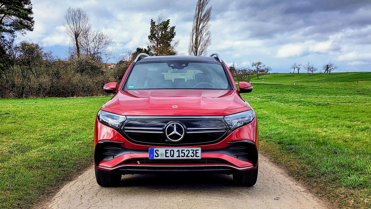 Front view of Mercedes EQB parked on a country lane