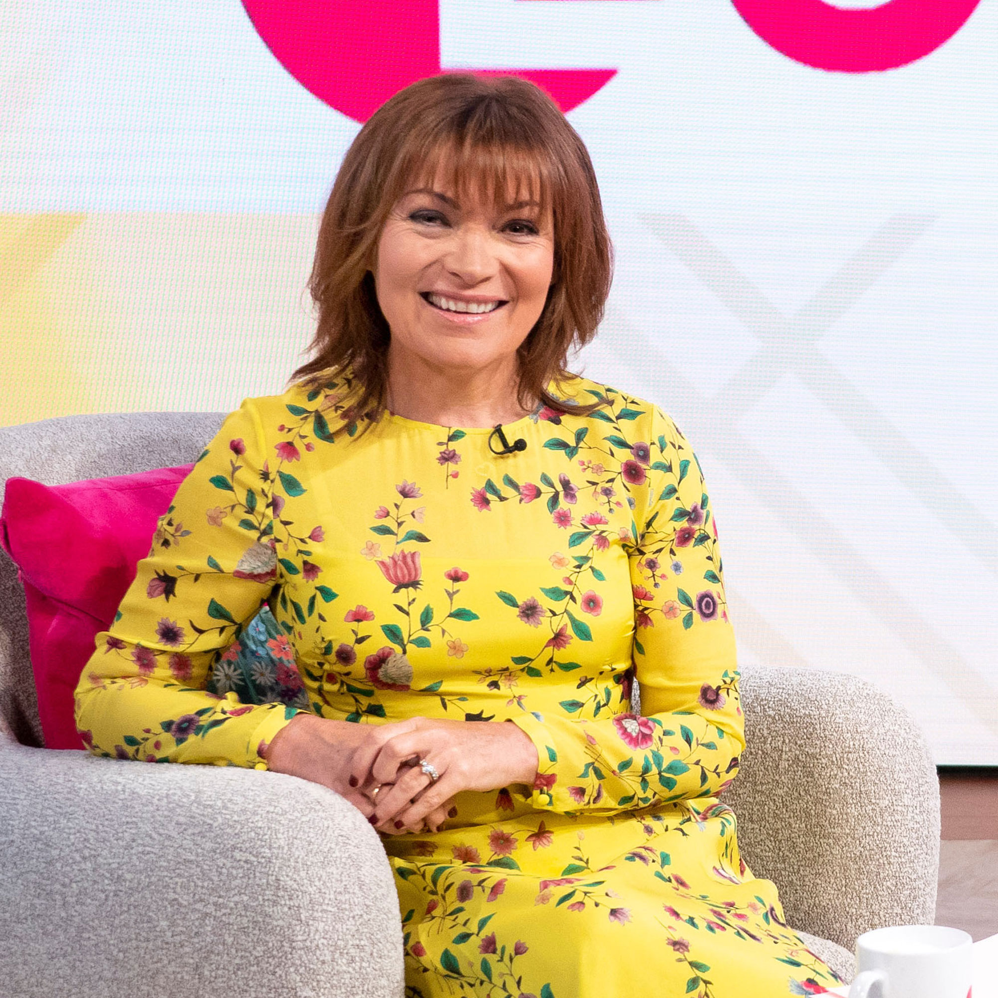 Lorraine Kelly Home Truths - find out how early she puts her Christmas ...