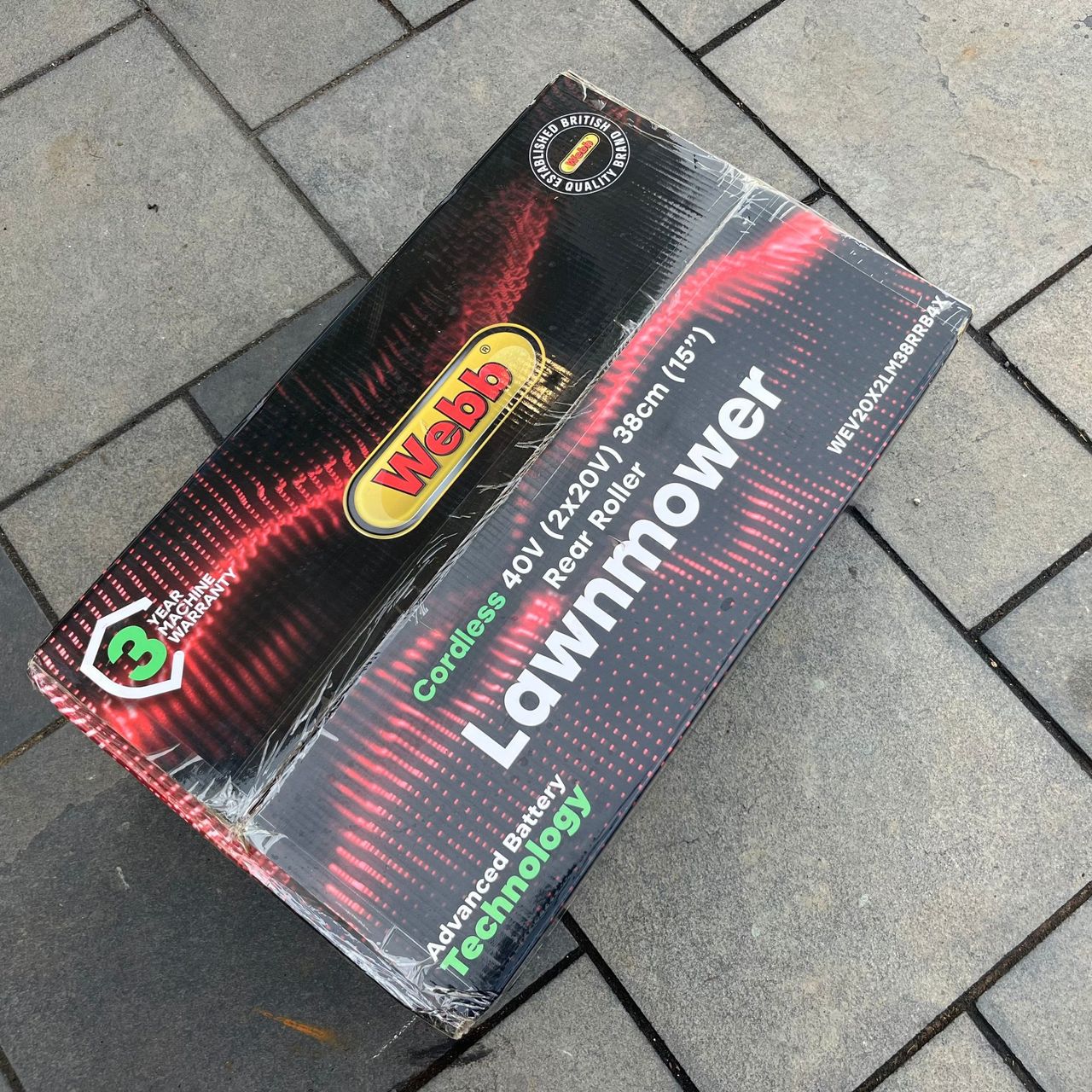 Webb 40V 38cm Rear Roller Lawnmower delivered