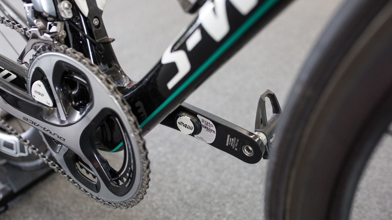 Dual-sided power readings for the Bora-Hansgrohe man