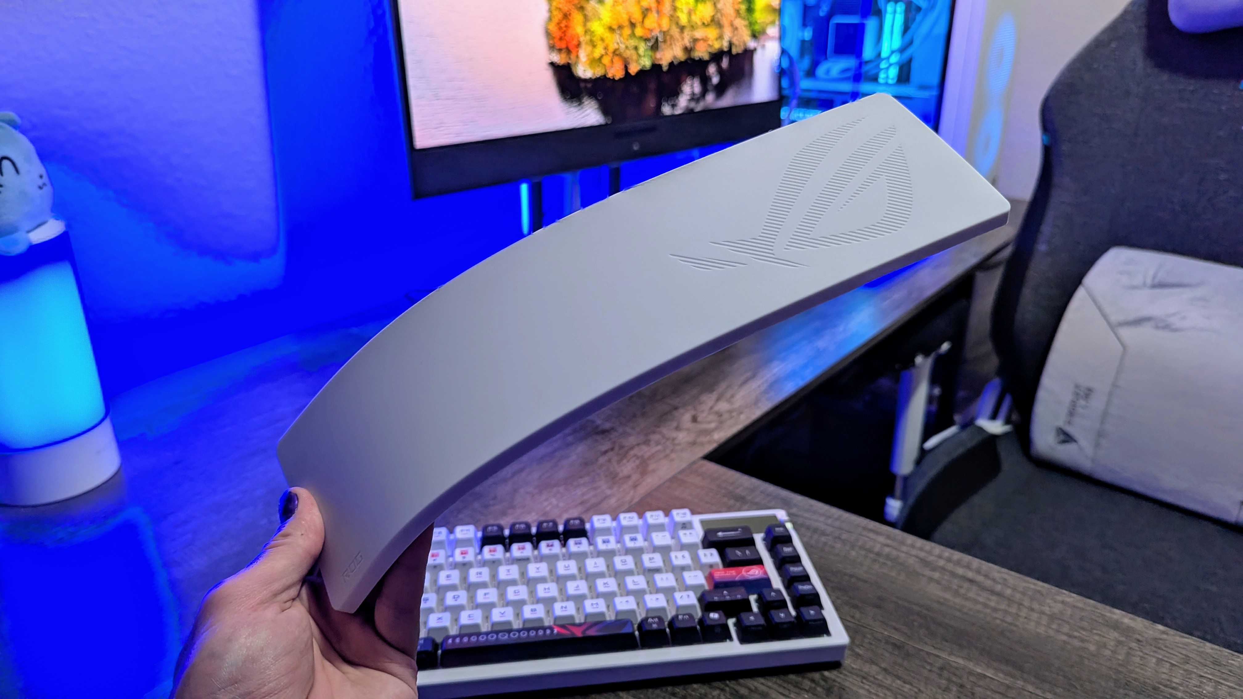 Image of the ASUS ROG Azoth X wireless gaming keyboard.