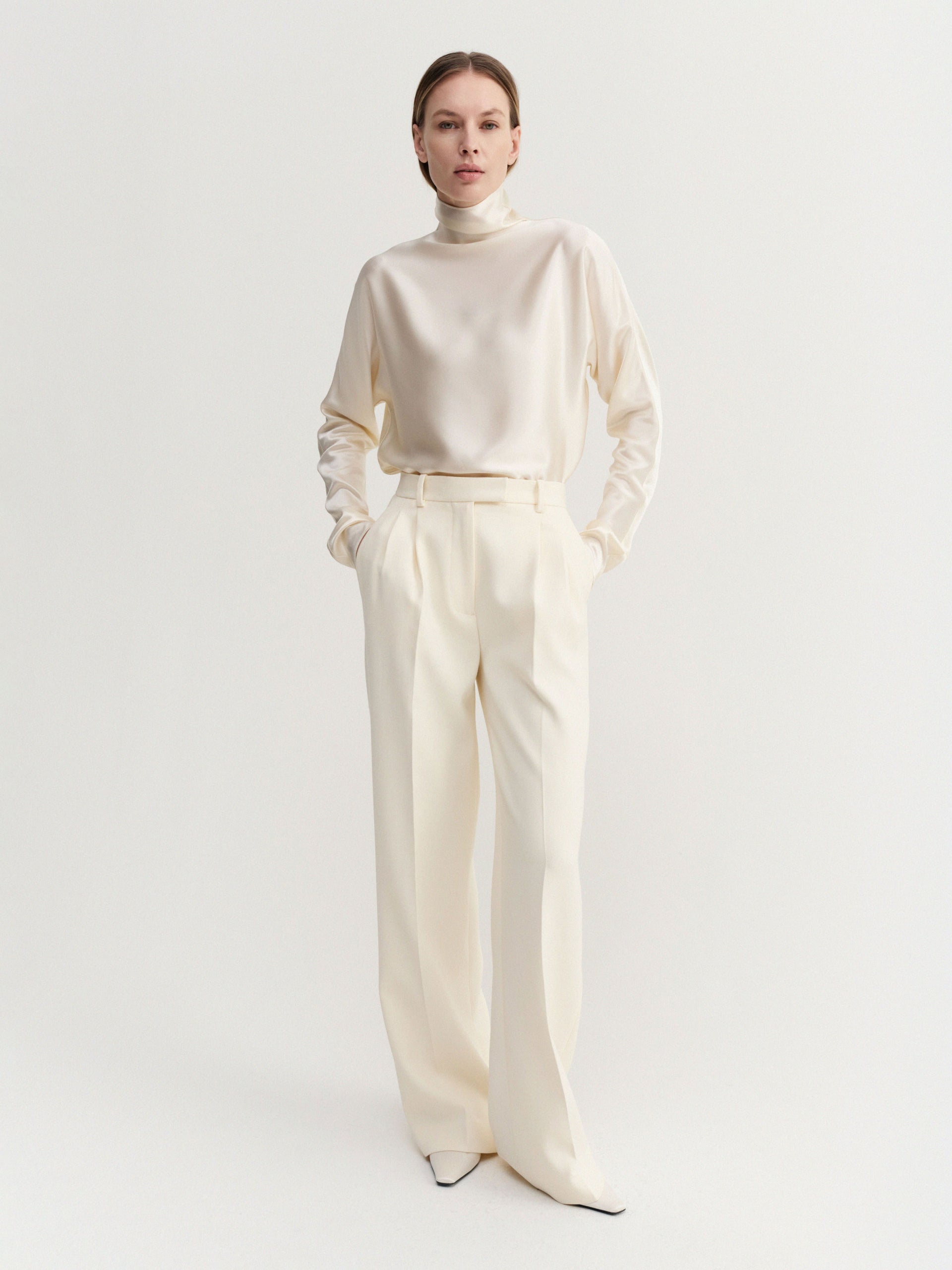 Maddy Satin Blouse, Vanilla - Xs