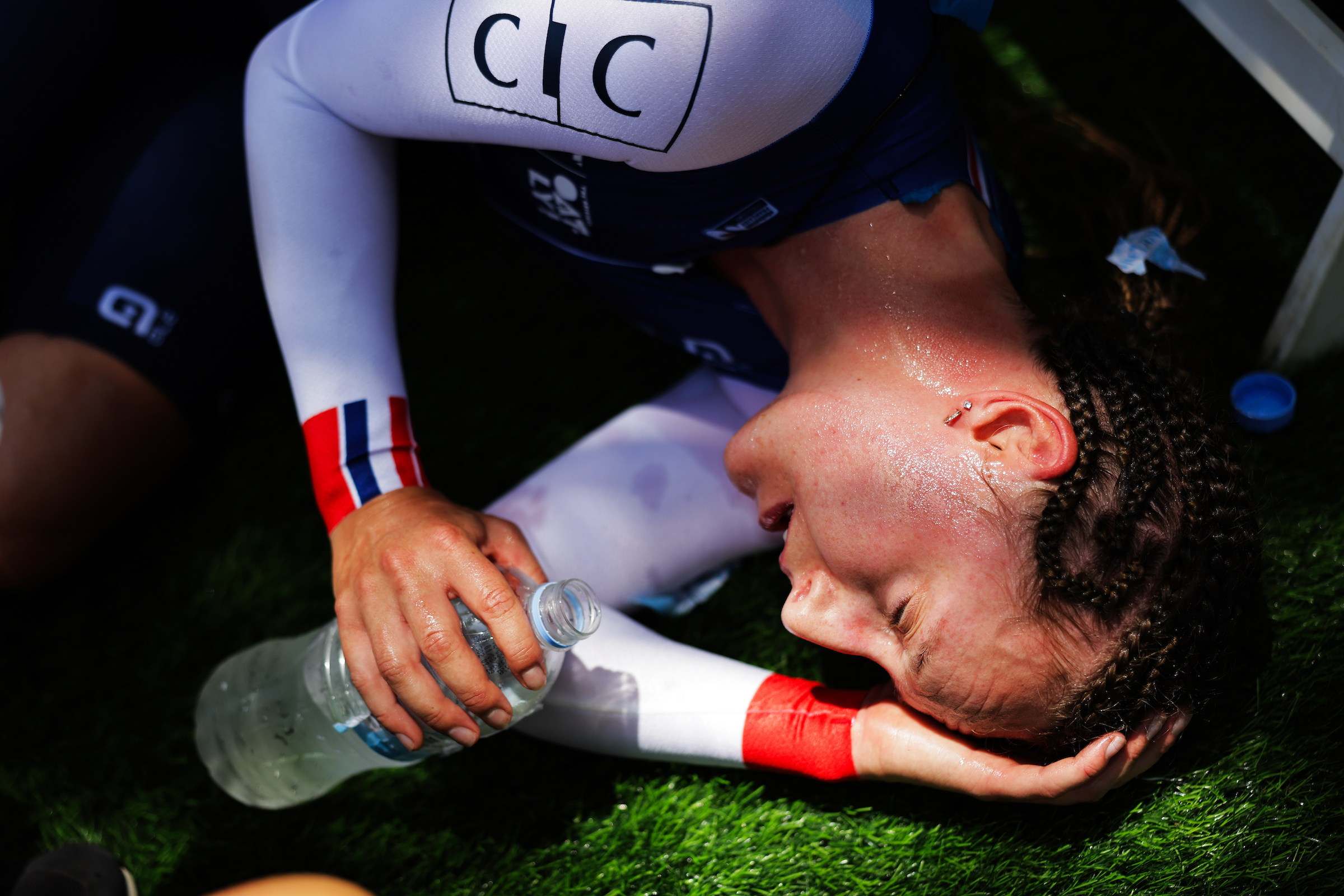 Picture by Alex Whitehead/SWpix.com - 21/09/2025 - Cycling - 2025 UCI Road World Championships - BK Arena to Kigali Convention Centre, Kigali, Rwanda - Women Elite Individual Time Trial (ITT) - Cedrine Kerbaol (France) after the finish