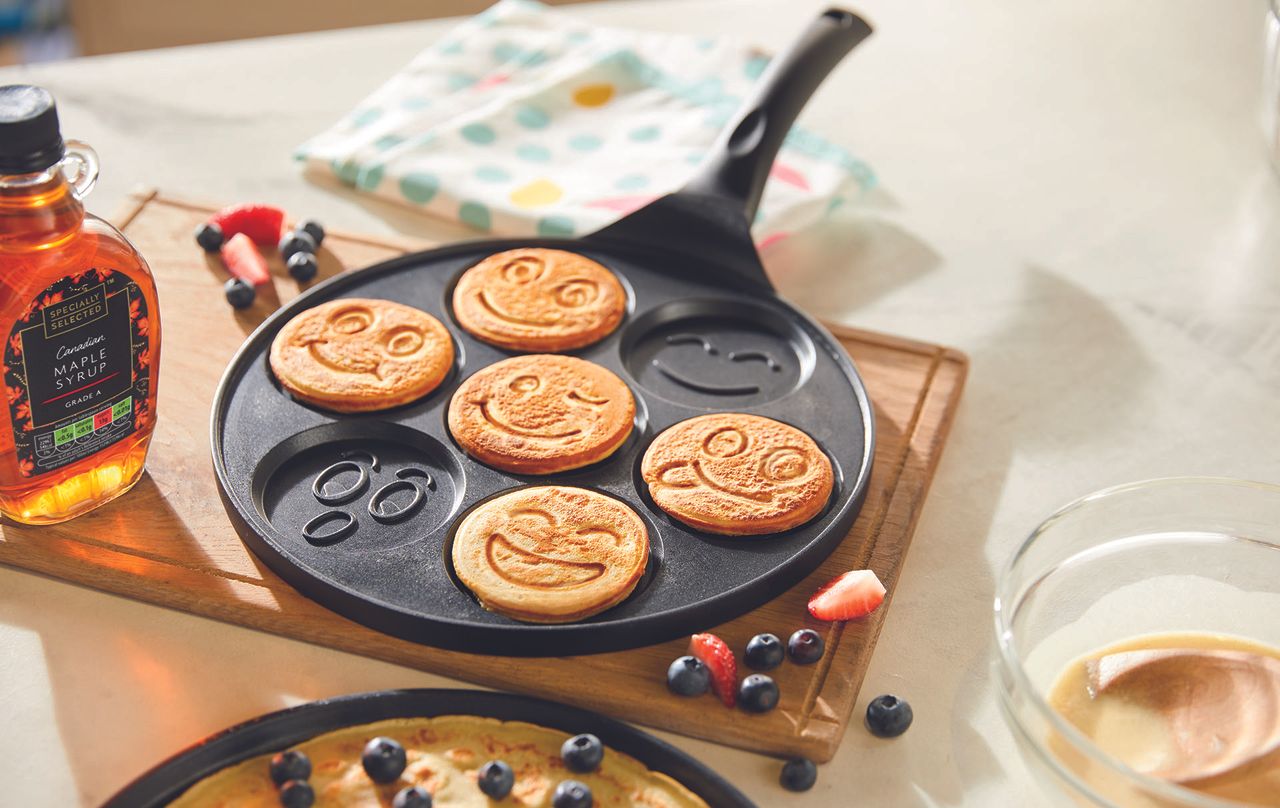 aldi emoji pancake pan