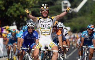 Mark Cavendish sprinted to victory in the Tour's first road stage.