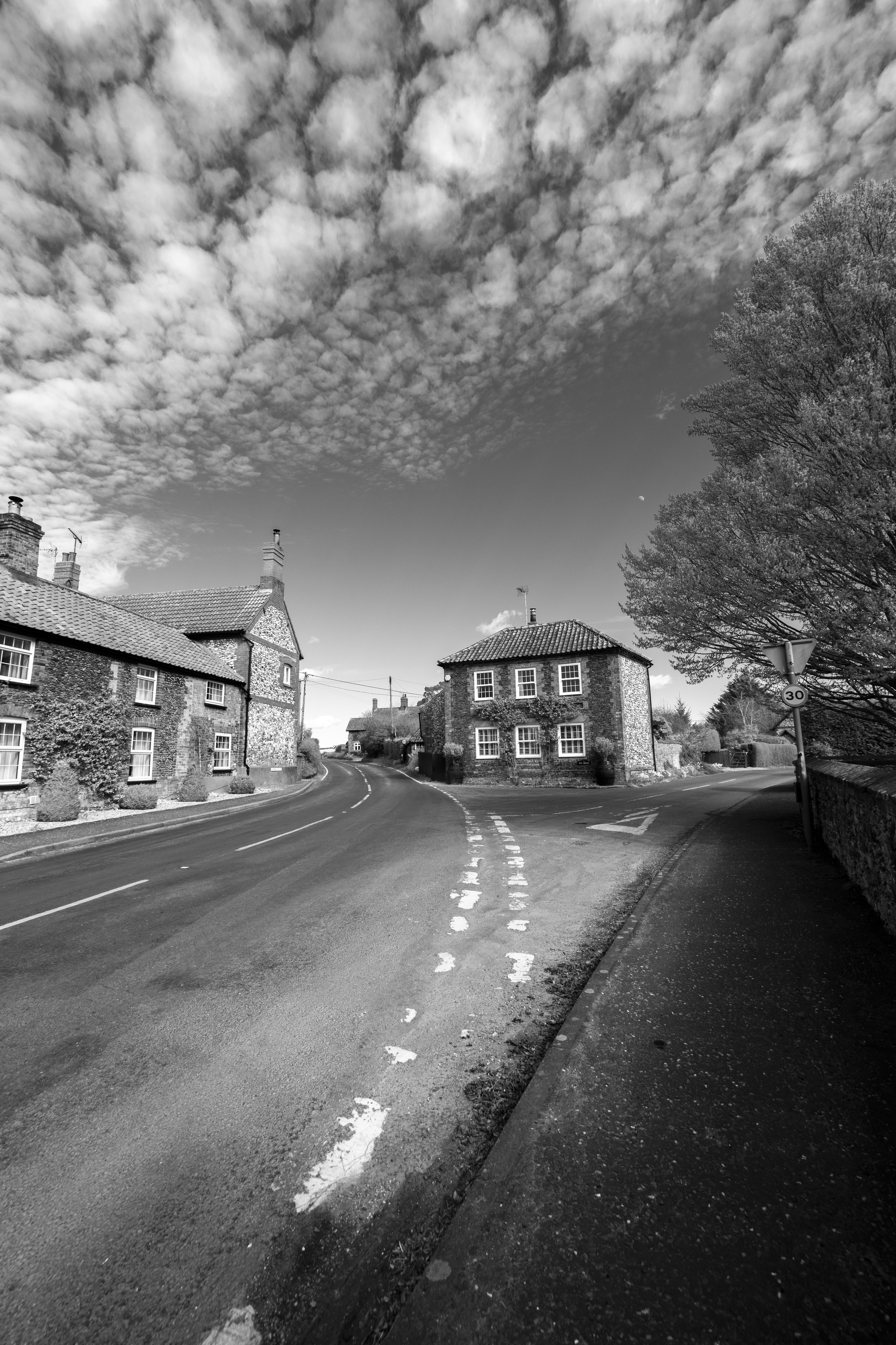 Cokin Nuances Infrared 720 89B Test Shot