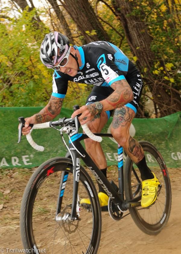 Ben Berden (Raleigh Clement) leading the race on lap one