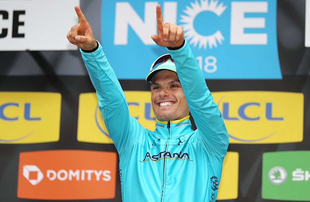 Luis Le&oacute;n S&aacute;nchez on the podium