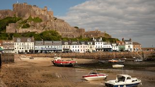 Low-tide landscapes