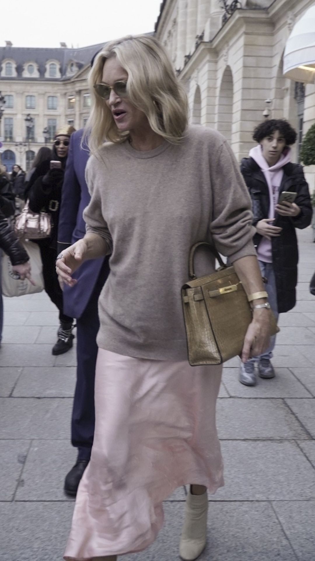 British supermodel Kate Moss was seen leaving the Ritz Hotel during Paris Fashion Week. 28/01/2026