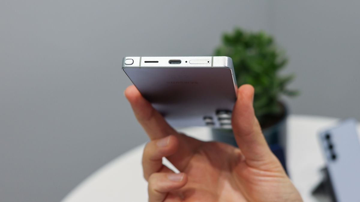 A photo of the Samsung Galaxy S25 Ultra