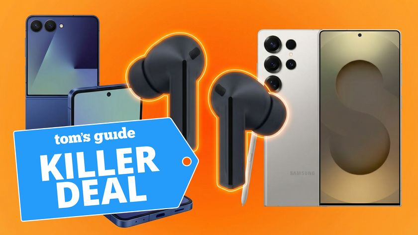 Galaxy Z Flip7 with Galaxy S25 Ultra and Galaxy Buds3 FE