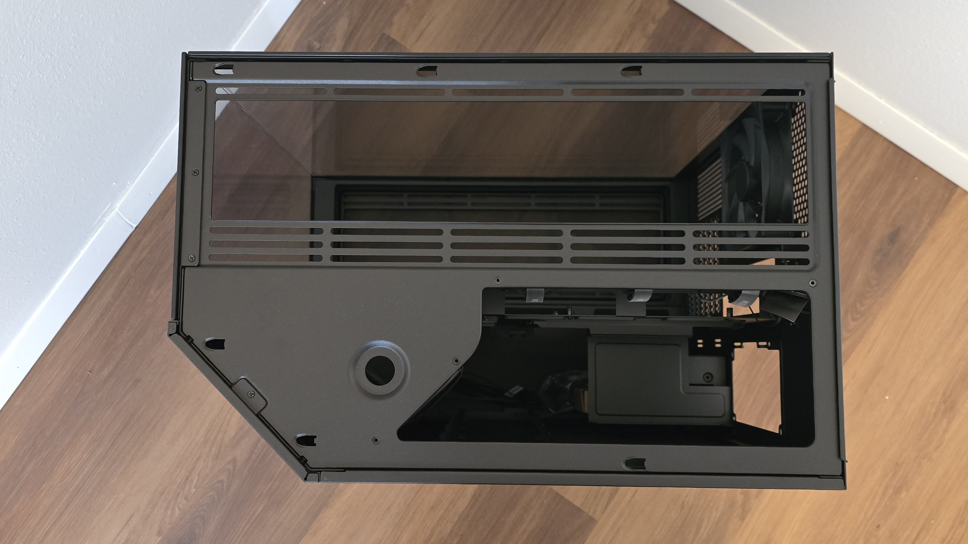 NZXT H9 Flow (2025) Case
