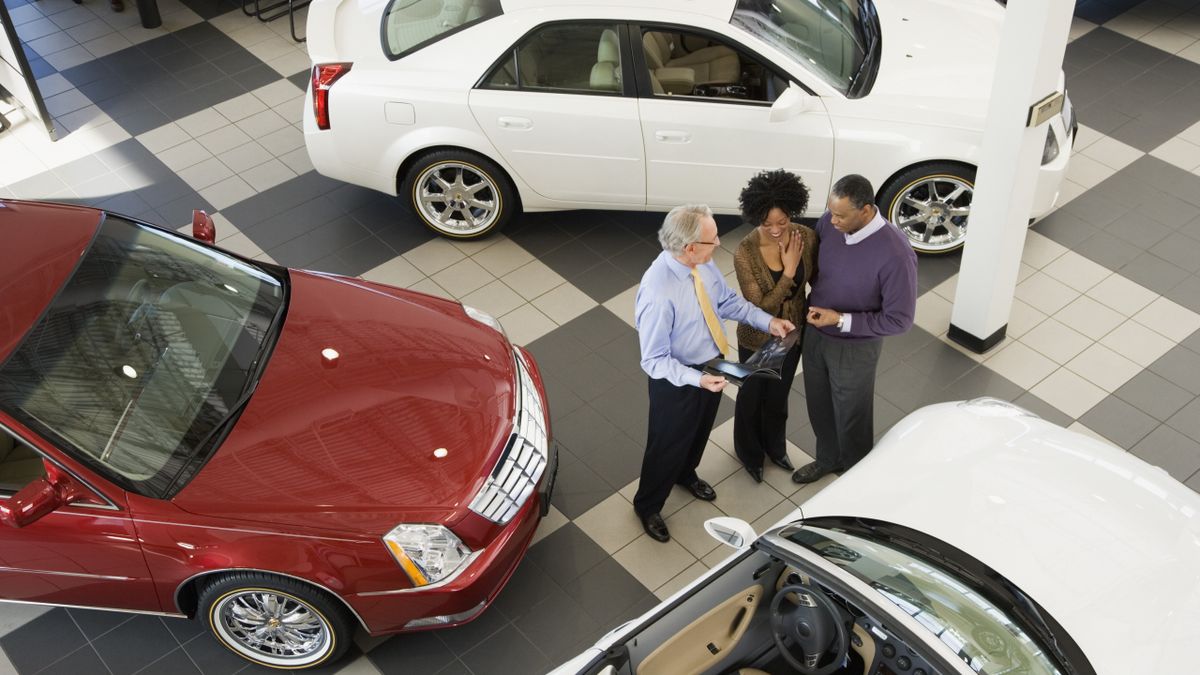 Auto Dealer