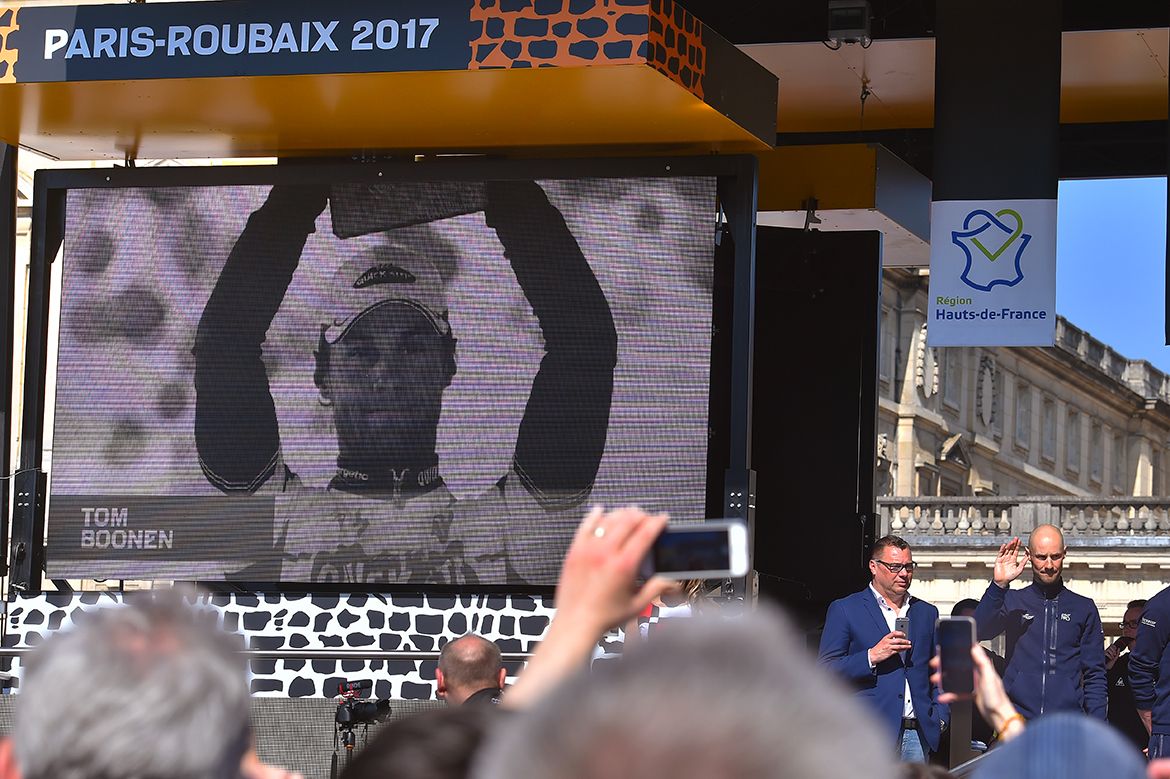 Tom Boonen honored at his final Paris-Roubaix team presentation
