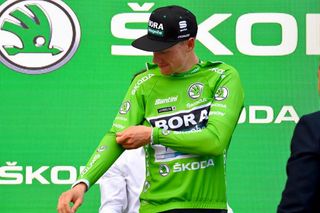 Sam Bennett moves into the green jersey