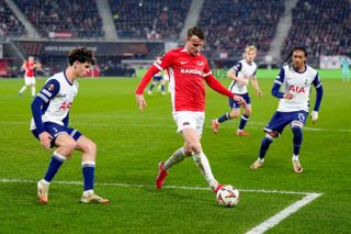 Peer Koopmeiners runs with the ball for AZ Alkmaar during the Europa League last 16 first leg match against Tottenham Hotspur at AFAS Stadion in Alkmaar on 6 March, 2025