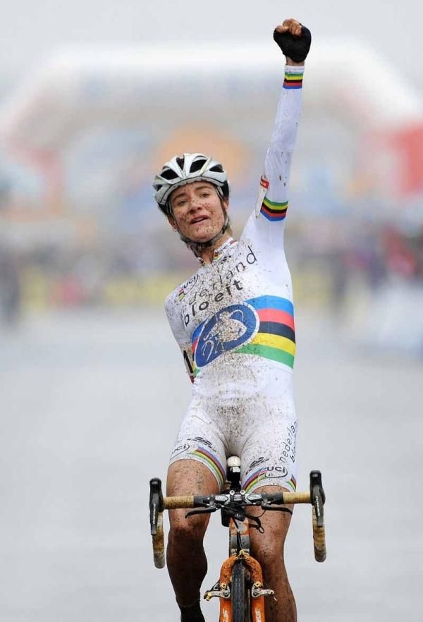 Marianne Vos (Nederland Bloeit) wins the World Cup round in Zolder