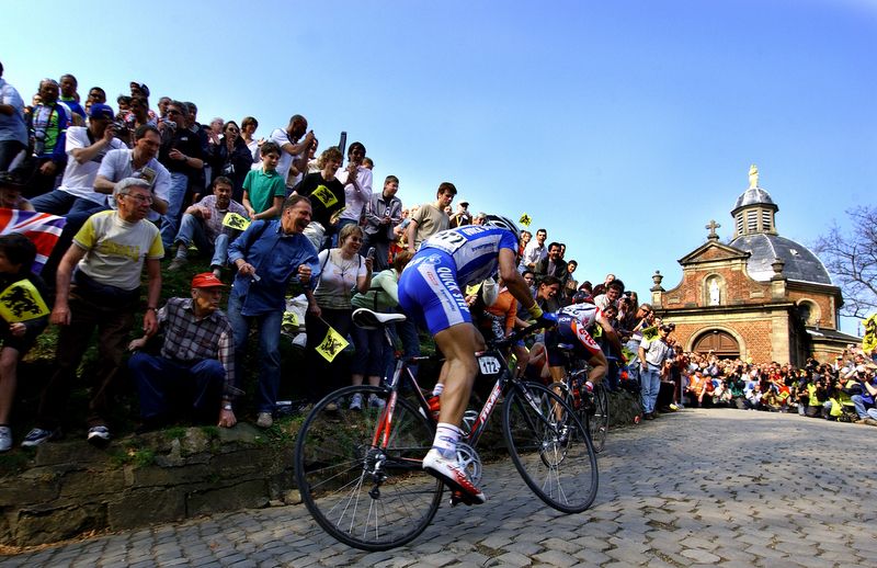Up the Muur van Geraardsbergen in 2005
