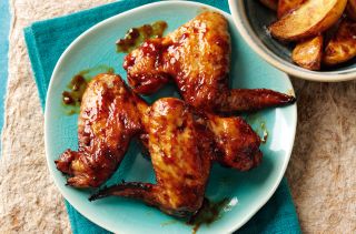 Sticky chicken wings