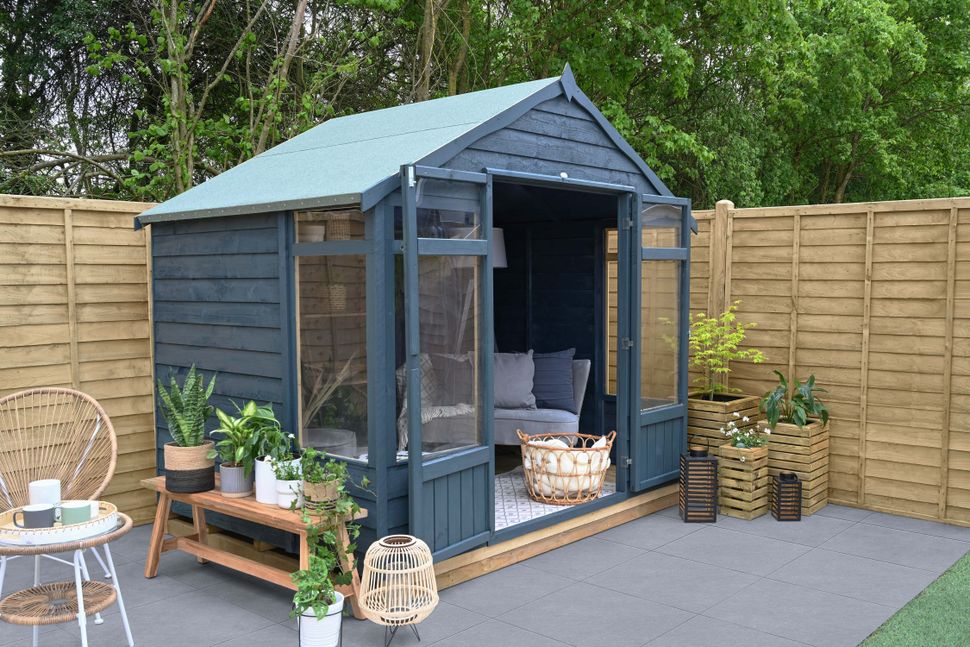 Summer House Flooring Ideas for a Practical and Smart Finish | Homebuilding