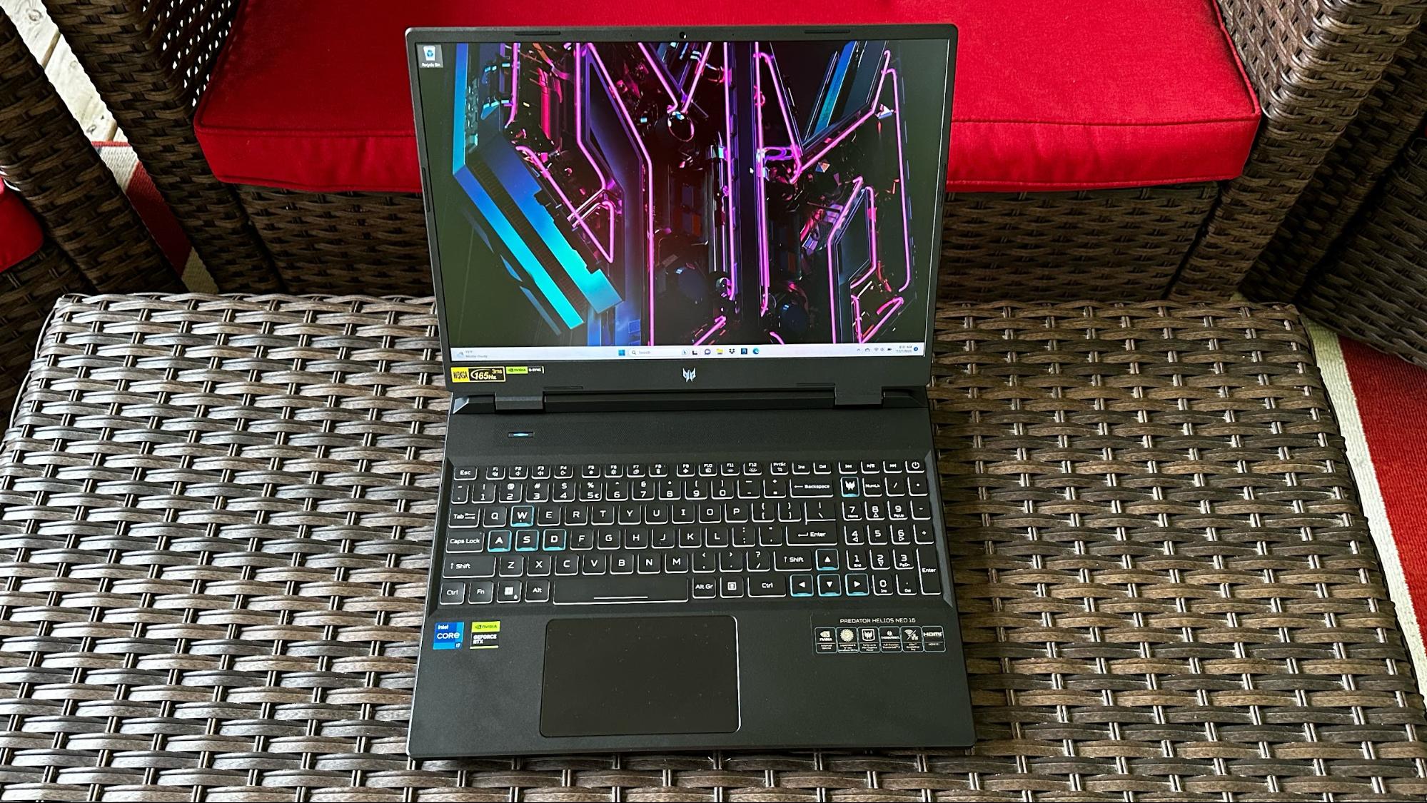 Aorus Gaming Laptop 15.6 165 Hz Intel i7 13th Gen NVIDIA RTX 4060 16 GB  RAM 1 TB SSD 