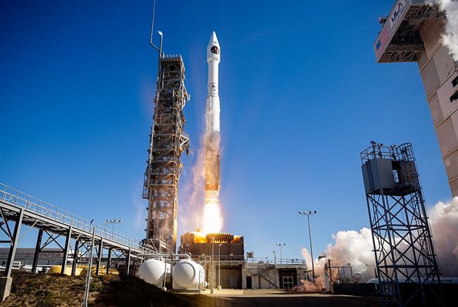 New American Spy Satellite Launches On Classified Mission | Space