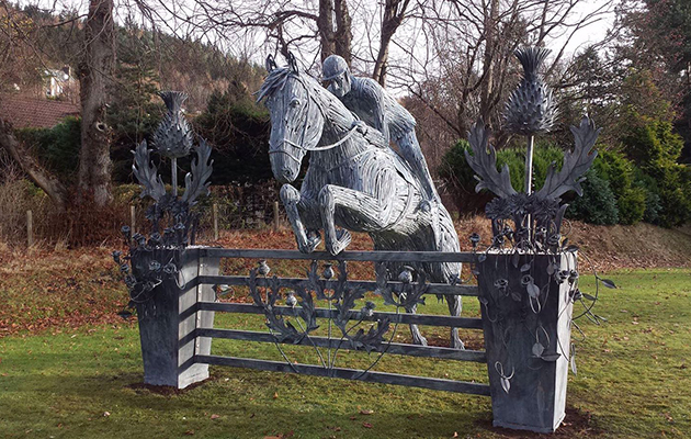Scott Brash sculpture
