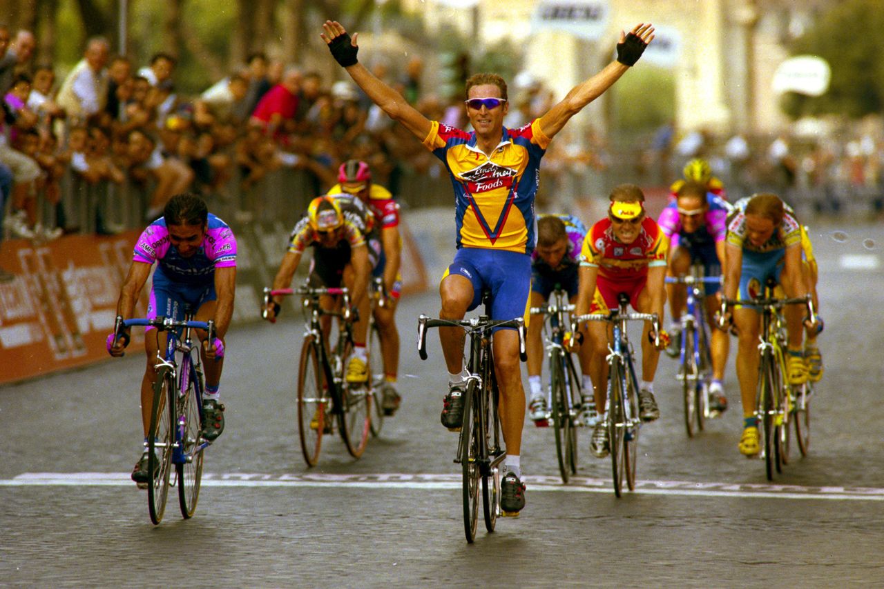 16092000 Giro Del Lazio 2000 Linda Mc Cartney Sciandri Maximillian Roma