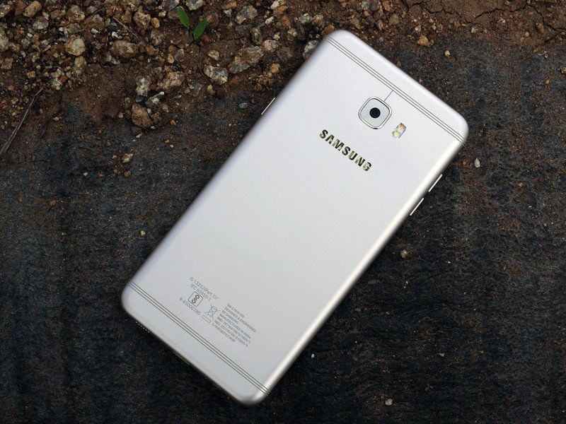 Samsung Galaxy C7 Pro review
