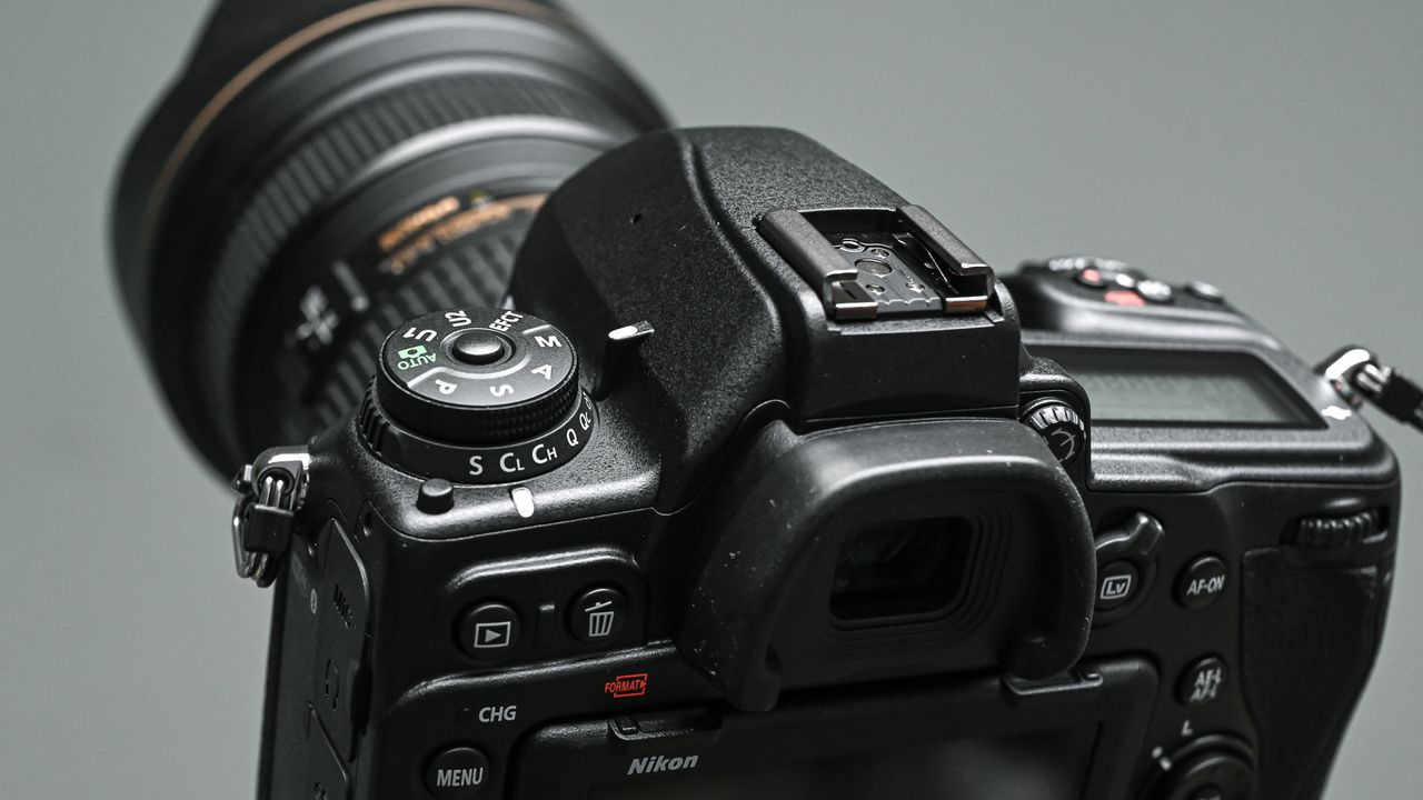 Mode dial on the Nikon D780