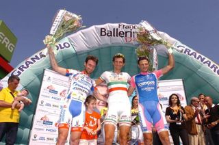The winner's podium: Ginanni, Pozzato and Petacchi