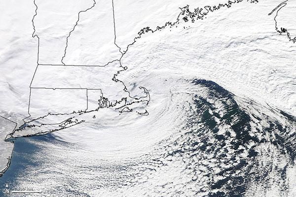 winter-storm-newengland-110112-02