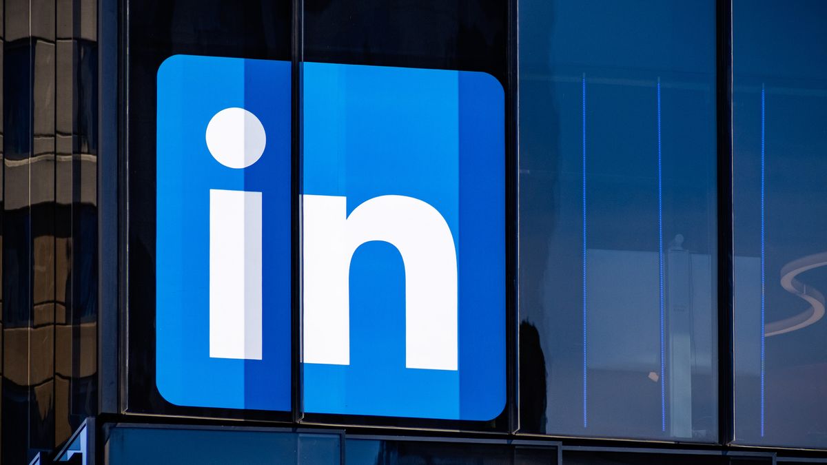 LinkedIn sign in a window