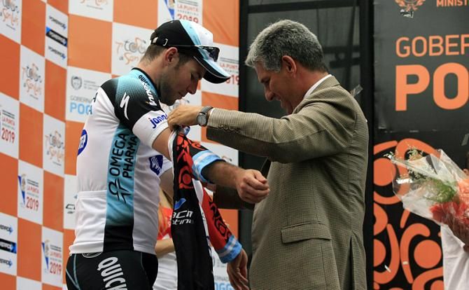 With his stage win in Villa Mercedes, Mark Cavendish became the first leader of the Tour de San Luis.